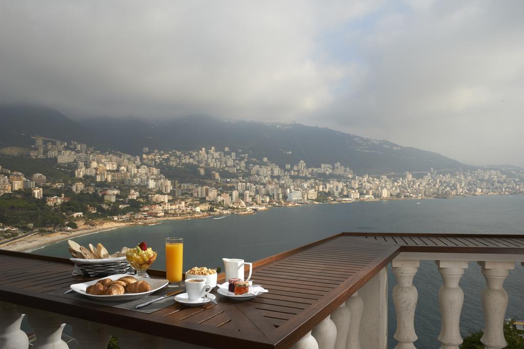 Hotel Monte Cassino Jounieh Esterno foto