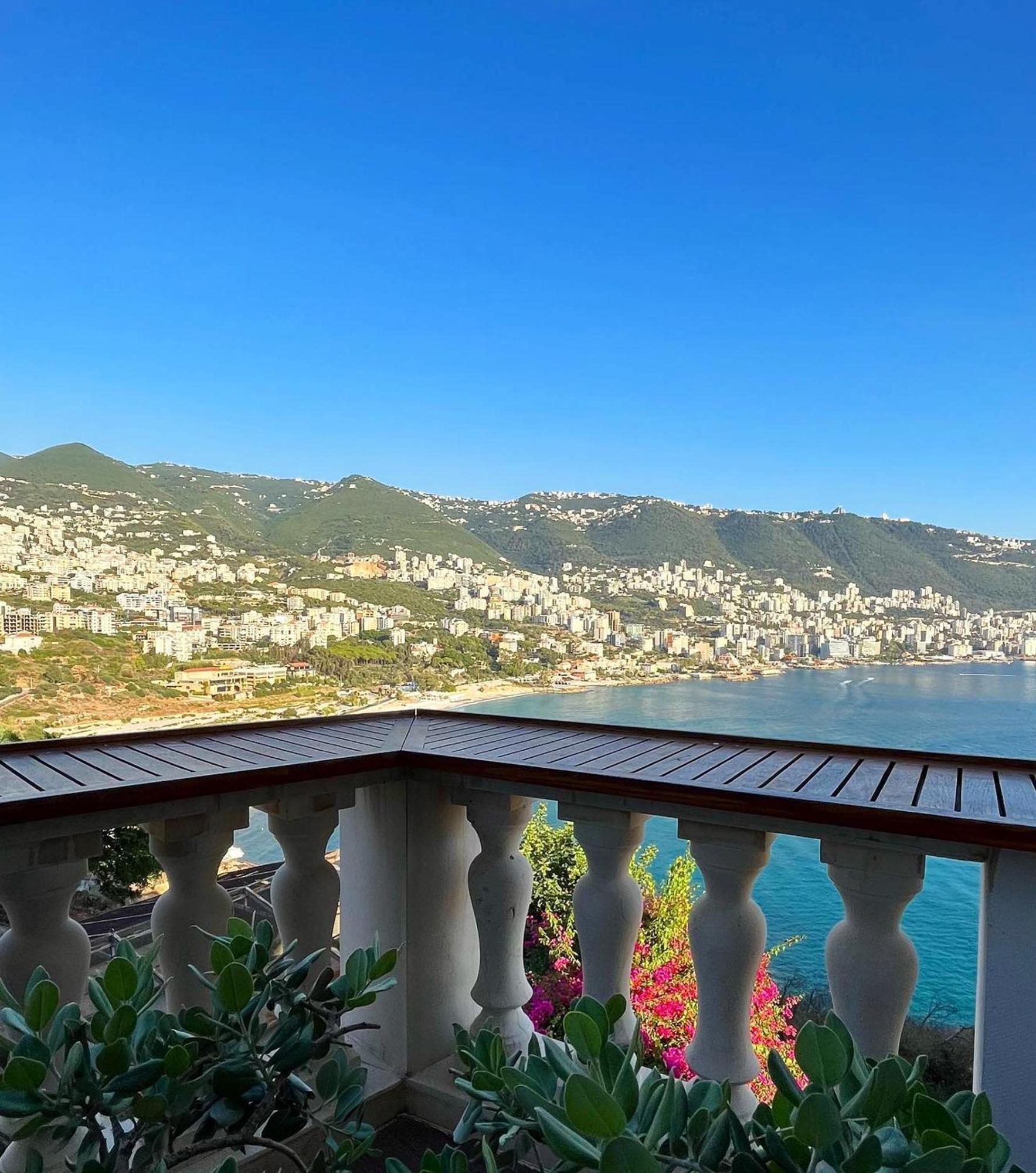 Hotel Monte Cassino Jounieh Esterno foto
