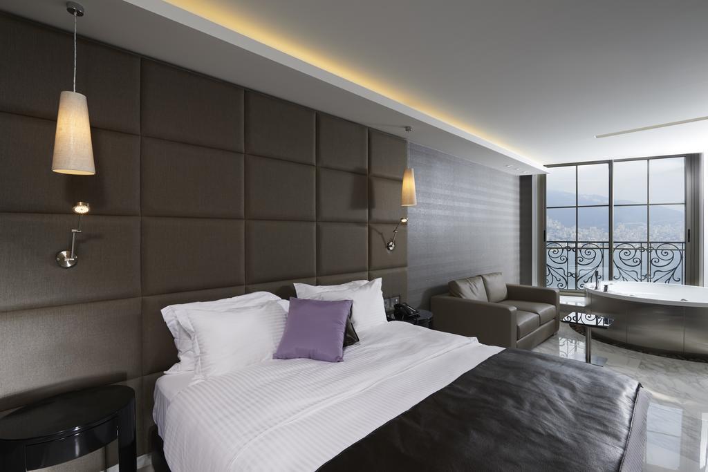 Hotel Monte Cassino Jounieh Esterno foto